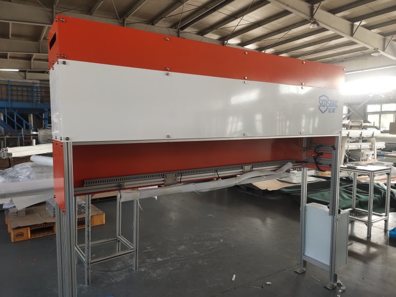 鋁型材設(shè)備機(jī)架