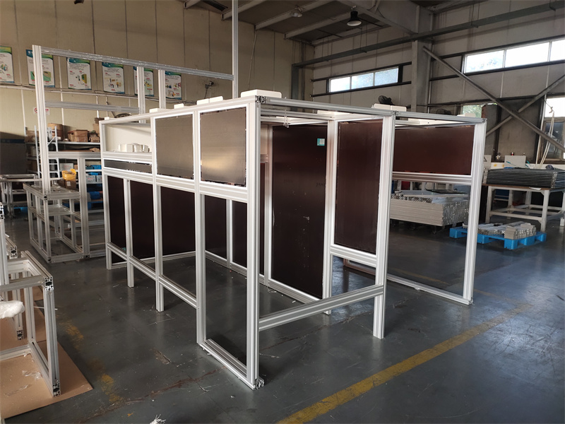 鋁型材機(jī)器設(shè)備外罩